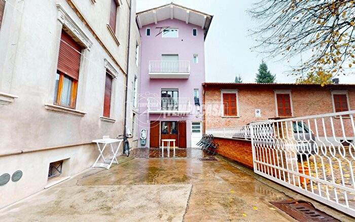 Appartamento con 5 locali in vendita in Rubiera