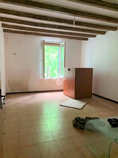 Appartamento quadrilocale in vendita in Luzzara