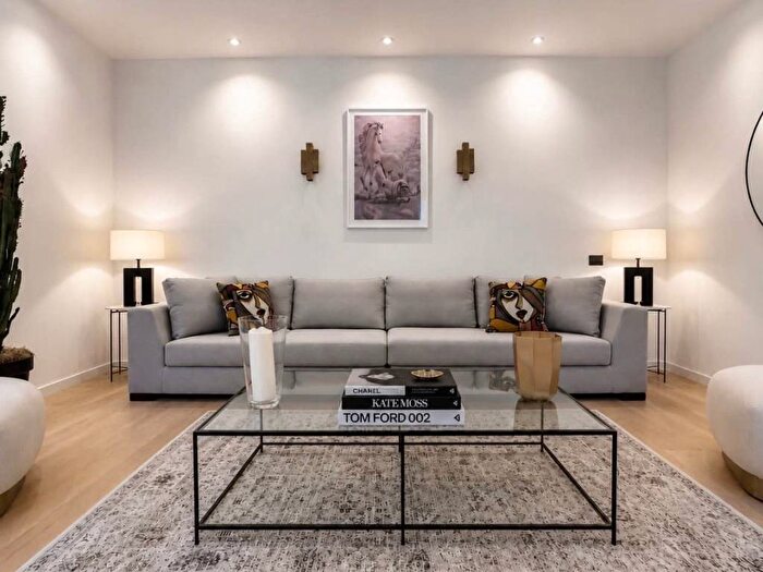 Appartamento quadrilocale in affitto in Via della Spiga, Quadrilatero della Moda, Milano