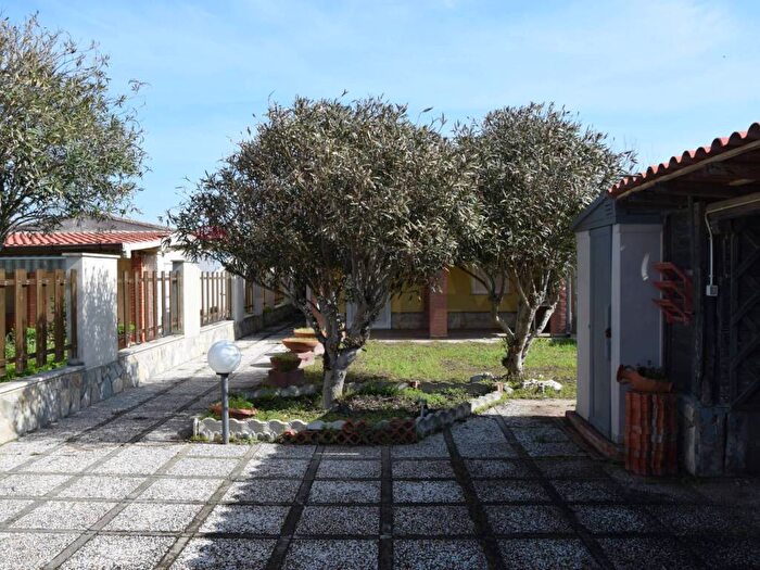 Casa con 5 locali in affitto in Via Calabria, Torre Marina Lido di Tirrenella, Ardea