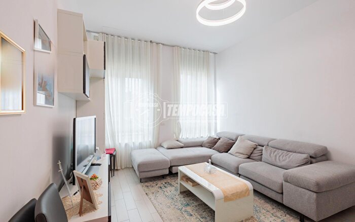 Appartamento trilocale in vendita in Parma