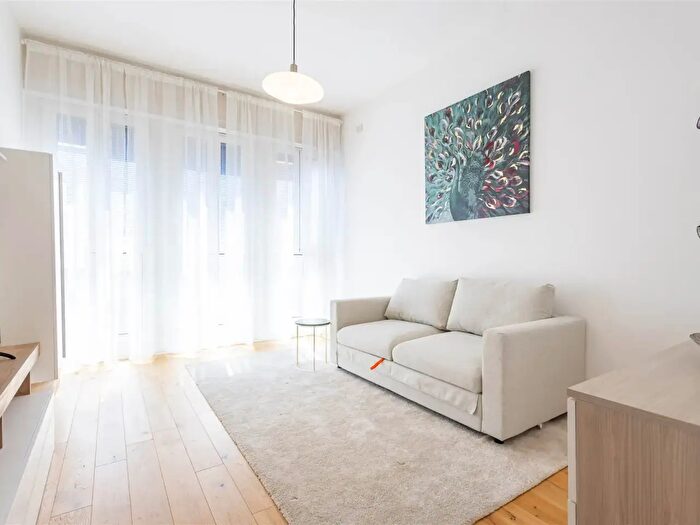 Appartamento bilocale in vendita in Via Cilea, Milano