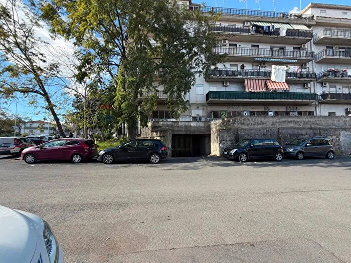 Appartamento quadrilocale in vendita in Via Suor Anna Cantalupo, Catania