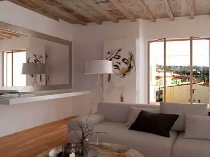 Appartamento quadrilocale in vendita in Via Circondaria, Firenze