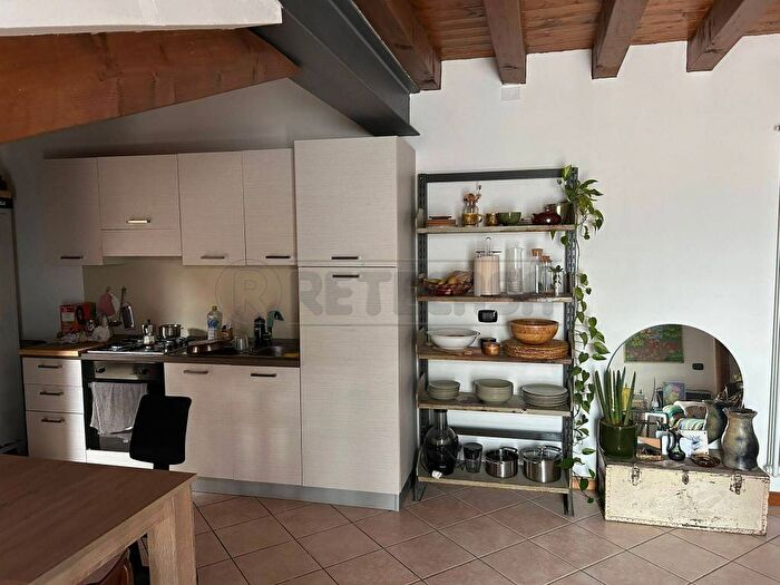 Appartamento trilocale in affitto in Via Luigi Dalla Via, Macchiavella Vanzi, Schio