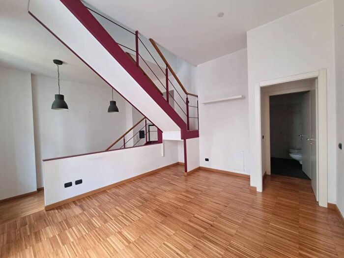 Appartamento monolocale in affitto in Indipendenza, Milano