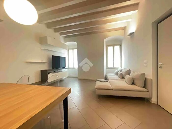 Appartamento trilocale in affitto in Via S Faustino, Brescia