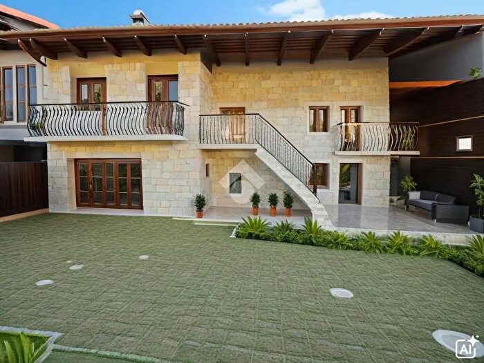 Casa con 6 locali in vendita in Via Casot, Sanfront