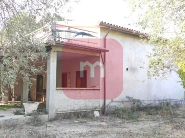 Casa con 6 locali in vendita in Via Fontanelle, Montopoli Di Sabina