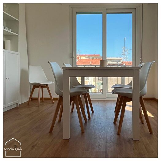 Appartamento con 5 locali in vendita in Viareggio