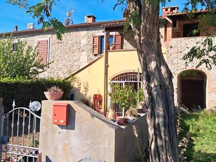Appartamento trilocale in vendita in Santa Luce