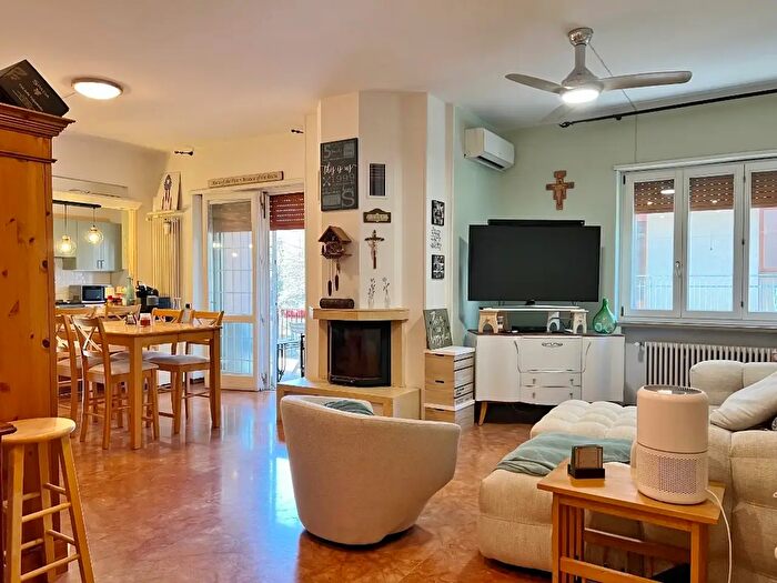 Appartamento con 5 locali in vendita in Viale Giosuè Carducci, Vicenza