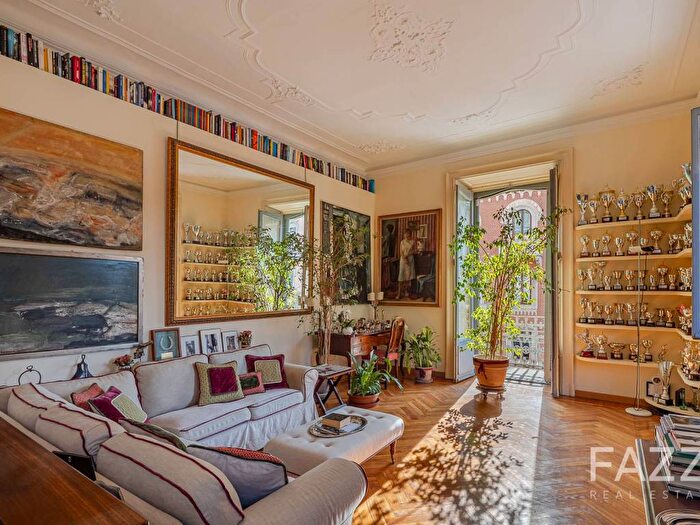 Appartamento trilocale in affitto in Via Francesco Petrarca, Vincenzo Monti, Milano