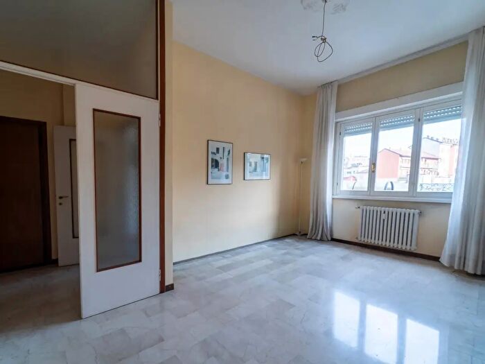 Appartamento quadrilocale in vendita in Via Lecco, Monza