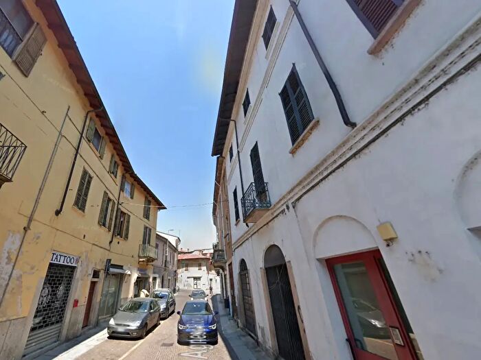 Case in Vendita e in Affitto - 3