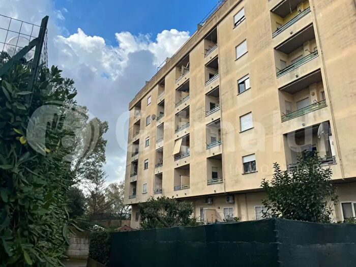 Appartamento quadrilocale in vendita in Via di Selva Nera, Roma