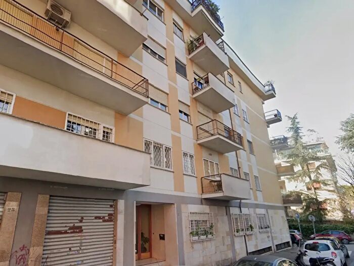 Appartamento quadrilocale in affitto in Via Ruggero Leoncavallo, Roma