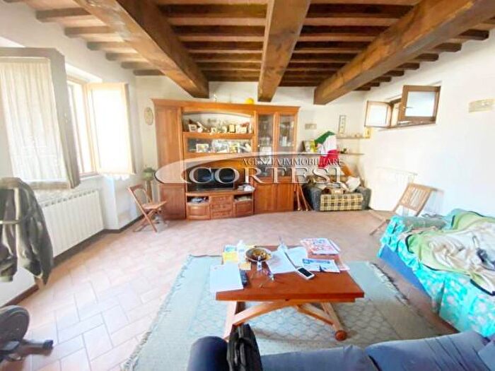 Appartamento trilocale in vendita in Via Venturelli, Citta Di Castello