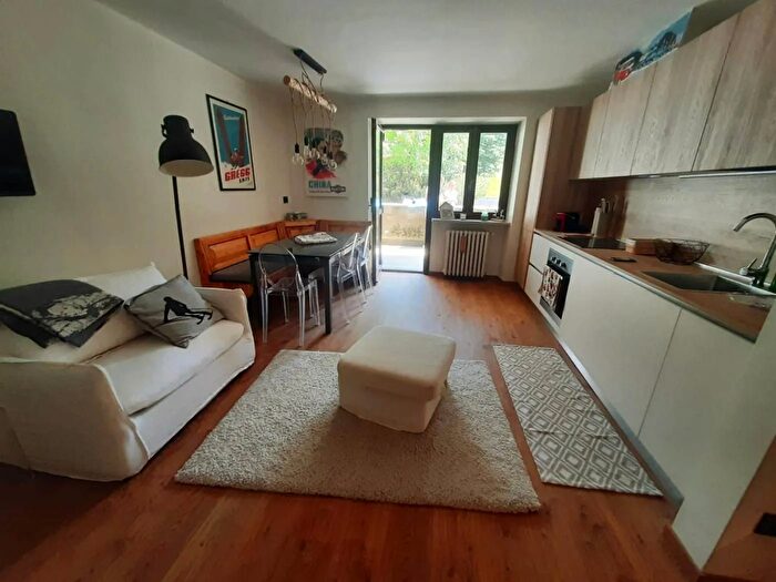 Appartamento trilocale in affitto in Via Dolmaire Sauze dOulx, Sauze DOulx