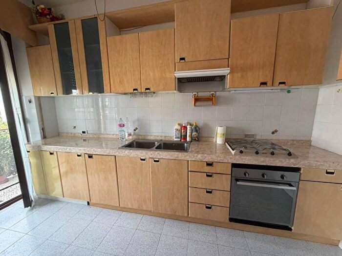 Appartamento trilocale in affitto in Via Gabieno Sabino, Passo Corese, Fara in Sabina