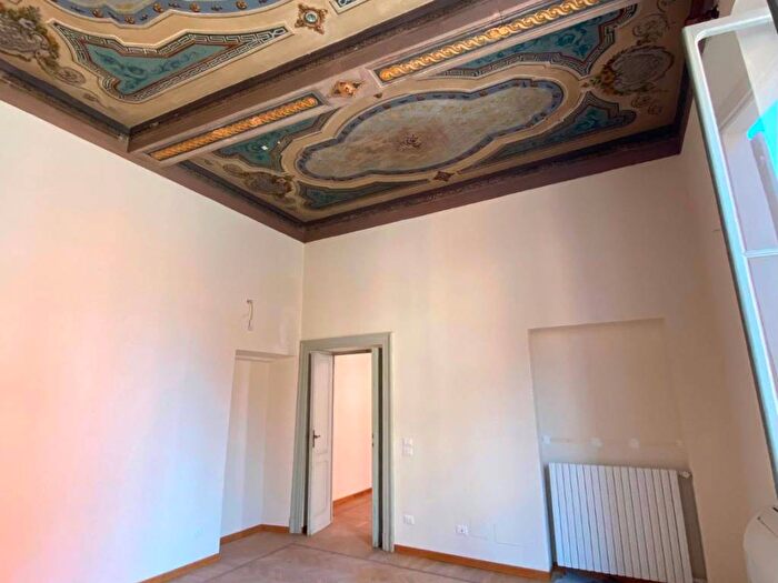 Appartamento con 6 locali in affitto in Centro Storico, Parma