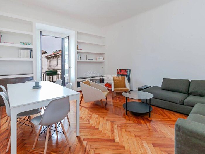 Appartamento trilocale in affitto in Via ALSERIO, Farini, Milano