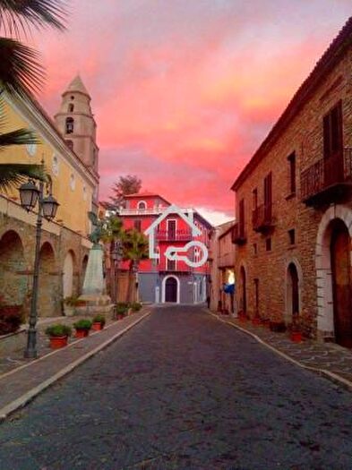 Appartamento trilocale in vendita in Via dei Mille, Rutino