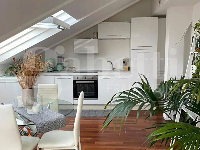 Appartamento bilocale in affitto in Via Domodossola, Milano