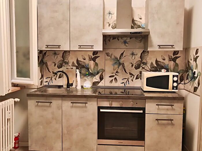 Appartamento quadrilocale in vendita in Via Vincenzo Bellini, Parma