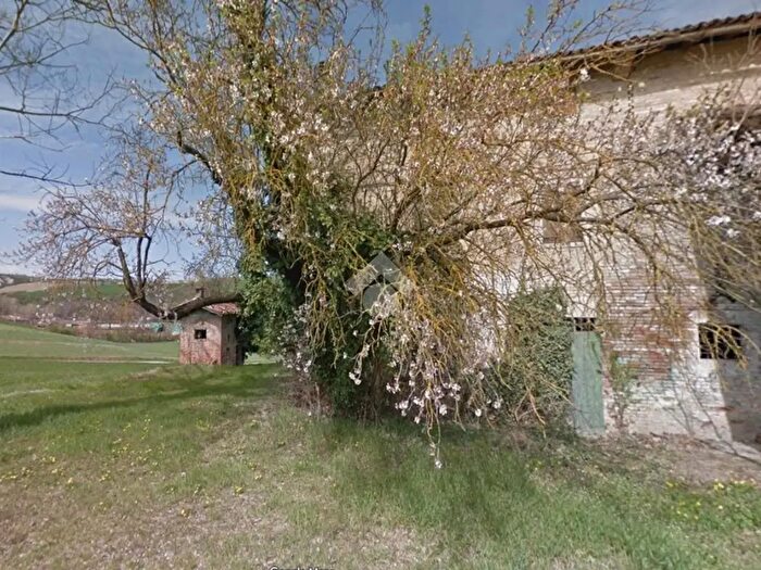 Casa con 5 locali in vendita in Via Ziribega, Valsamoggia