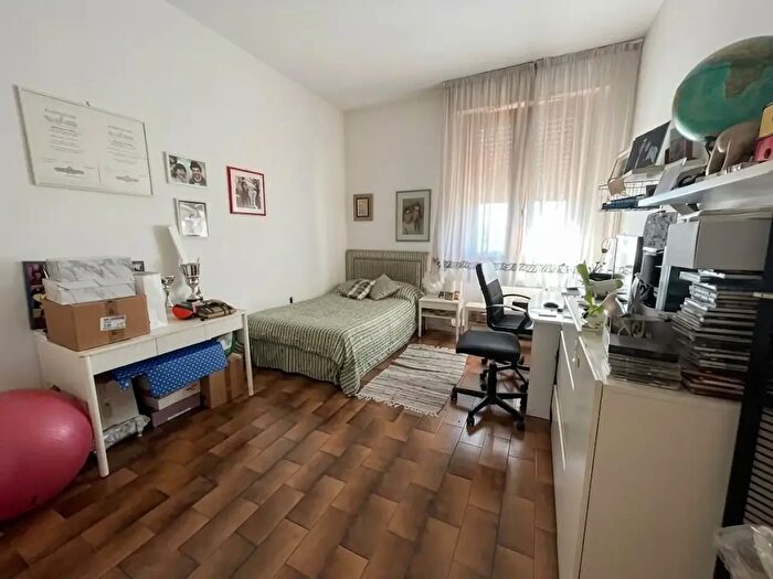 Appartamento quadrilocale in vendita in Uigi Lazzeri, Empoli