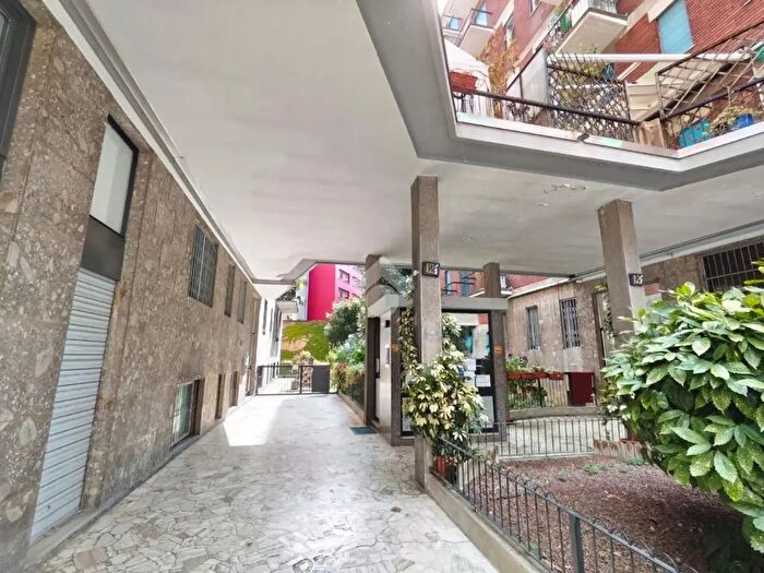 Appartamento monolocale in vendita in Via Tolmezzo, Milano