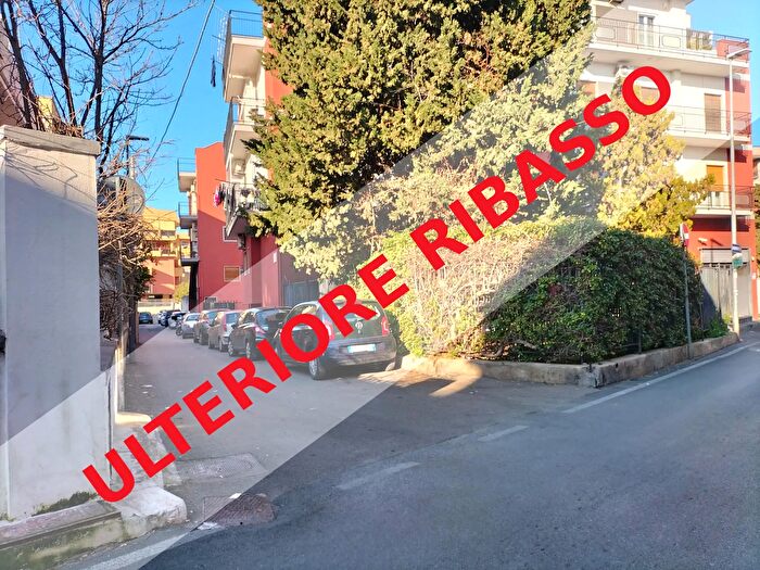 Appartamento bilocale in vendita in Traversa Ponte, Bari