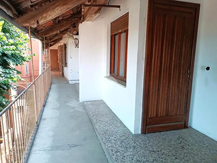 Casa con 9 locali in vendita in Via GB Maggia, Pettinengo