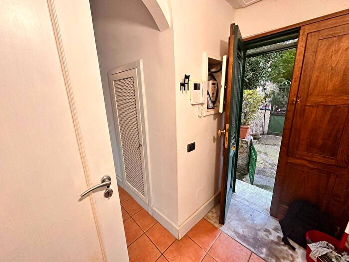 Appartamento monolocale in affitto in Piazza Amedeo, Piazza Amedeo Parco Margherita, Napoli