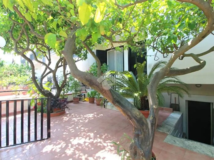 Casa trilocale in vendita in Via Raoul Follereau, Agropoli