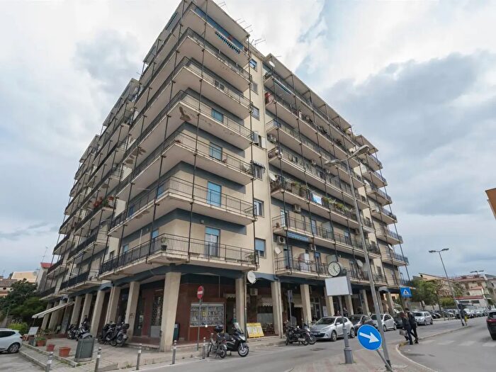 Appartamento trilocale in affitto in Traversa Mario Fiore, Santa Maria Capua Vetere