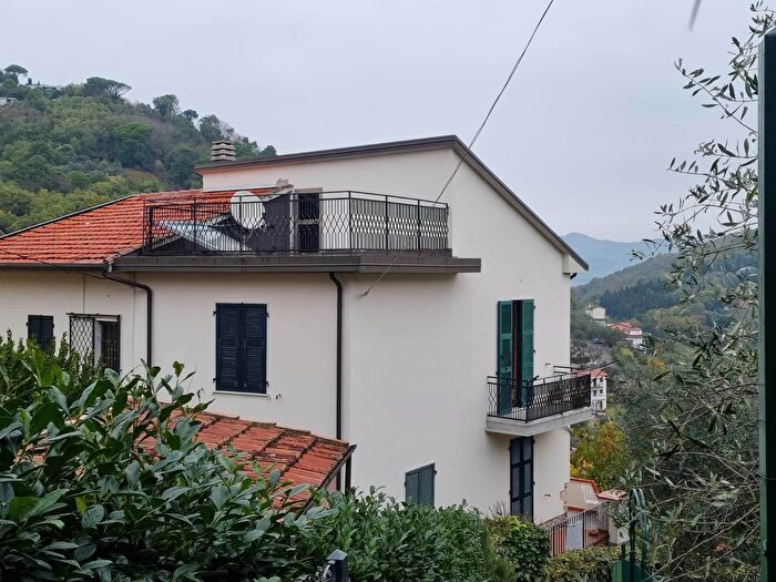 Appartamento quadrilocale in vendita in Lerici