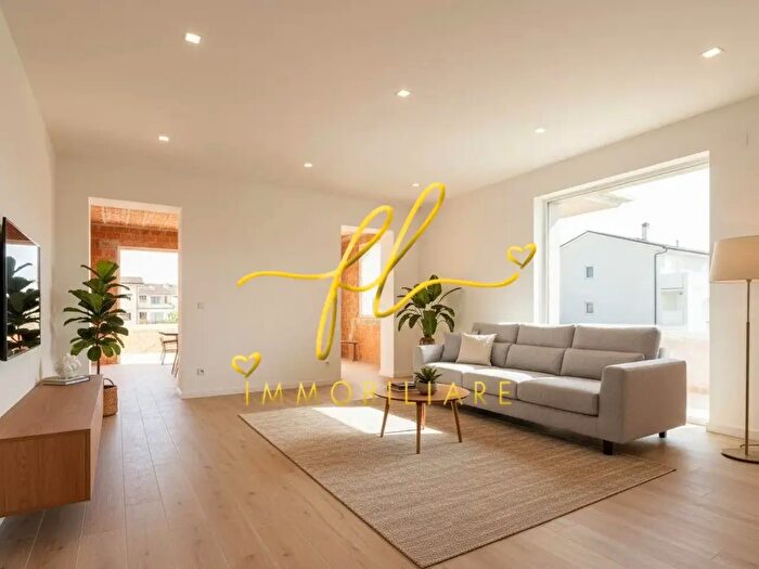 Appartamento con 5 locali in vendita in Cecina