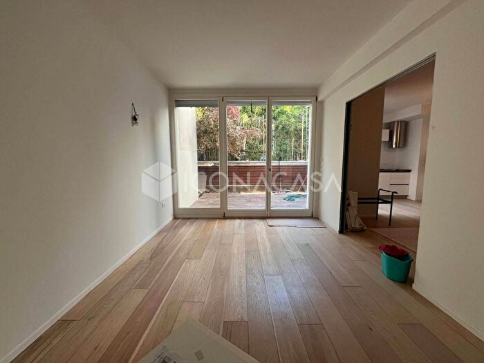 Appartamento con 5 locali in vendita in Via Andrea Costa, Bologna