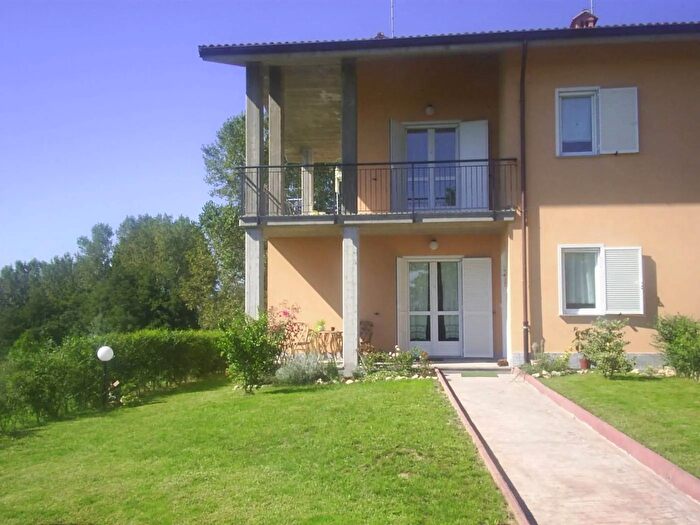 Casa con 5 locali in vendita in Via del Cantalupo Rocca De Baldi, Rocca De Baldi
