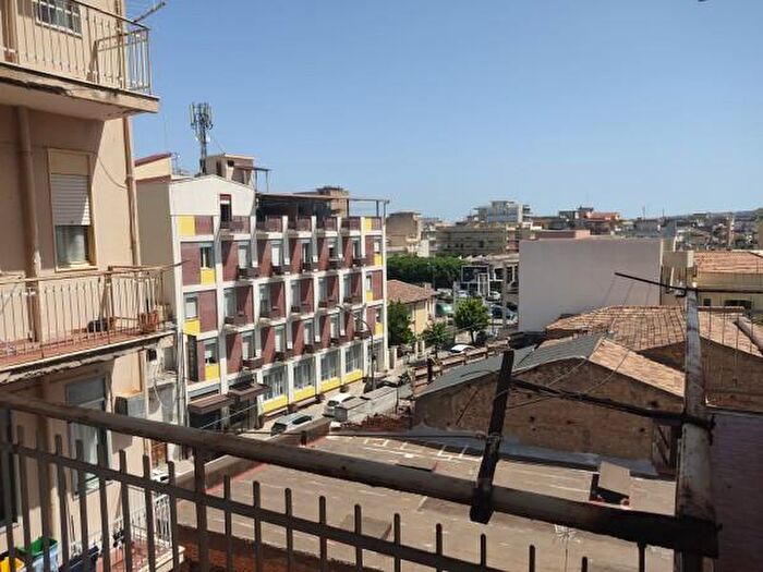 Appartamento con 5 locali in vendita in Via Tenente Antonio Genovese, Barcellona Pozzo Di Gotto