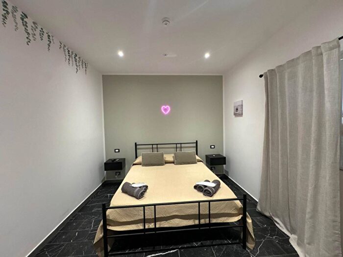 Appartamento bilocale in affitto in Via Colonna Rotta, Zisa, Palermo