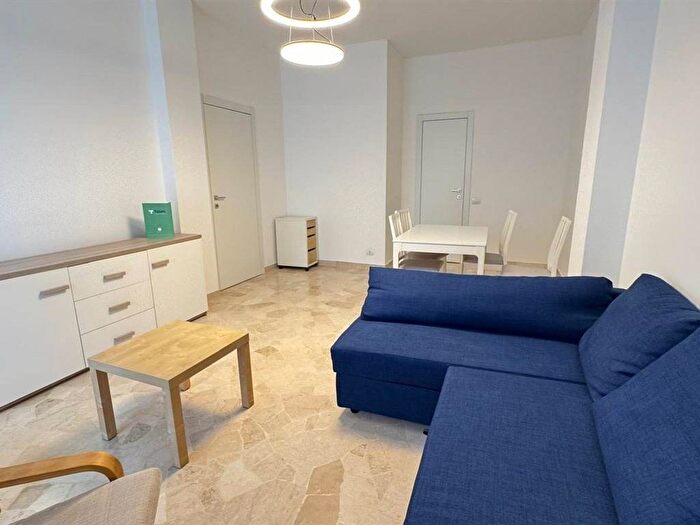 Appartamento trilocale in affitto in via Biancamano, Triante, Monza