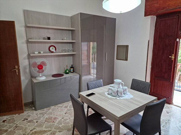 Appartamento trilocale in affitto in Via Vincenzo Bellini, Isola delle Femmine