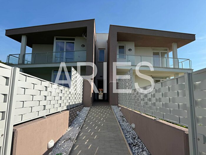 Appartamento bilocale in vendita in Via delle Calcare, Anzio