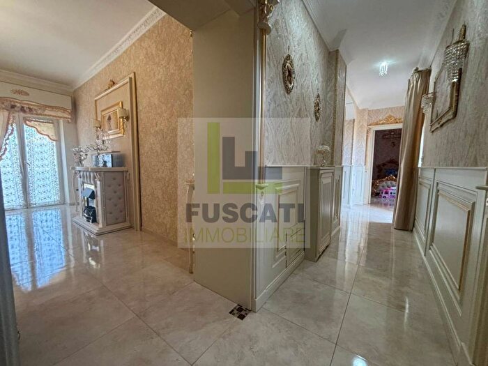 Appartamento quadrilocale in affitto in Via dei Quattro Martiri, Centro, Mugnano di Napoli