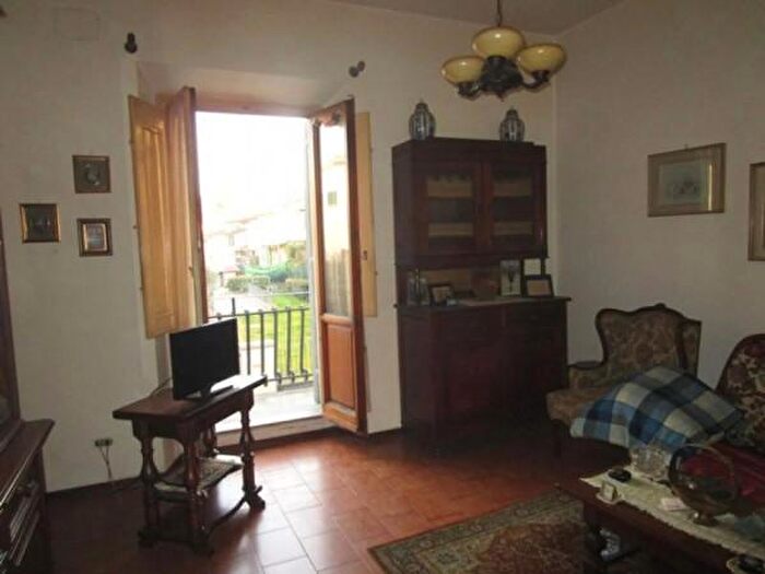 Appartamento con 5 locali in vendita in Montevarchi