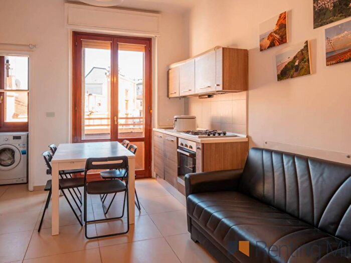 Appartamento trilocale in affitto in Via Giovanni Pacini, Città Studi, Milano