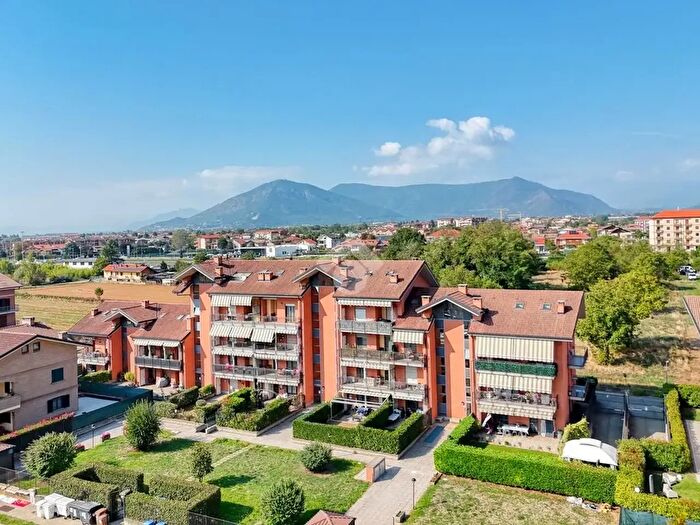 Appartamento quadrilocale in vendita in Via Po, Orbassano